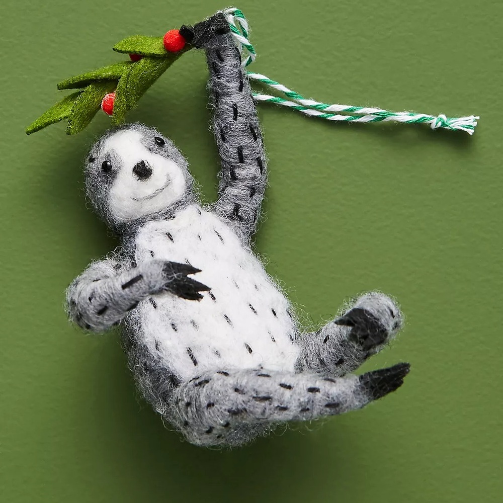 New🌟Anthropologie-Mistletoe Sloth Ornament
